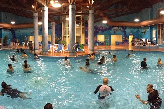 indoor-swimming